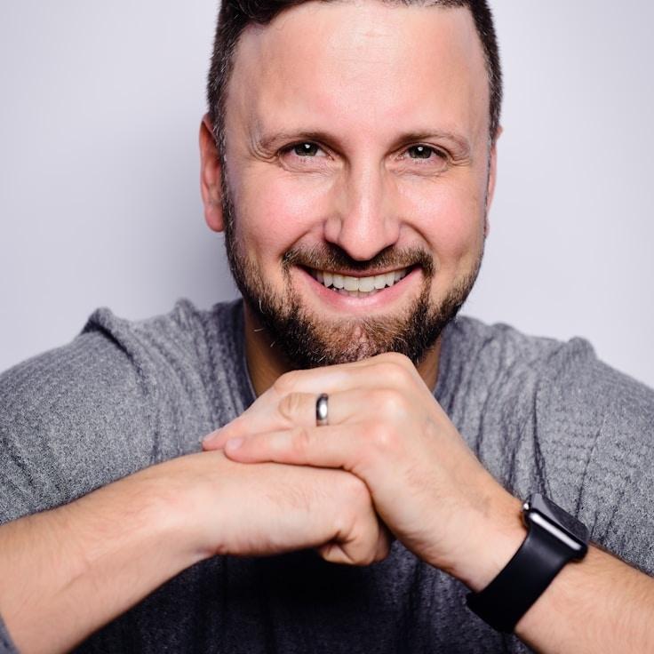 Portrait of Marco Rossi, community mentor and Italian cuisine specialist